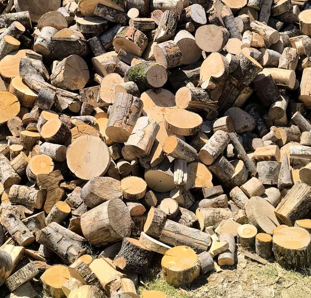 Chutes de bois pour allumage ou petits feux d'extérieur